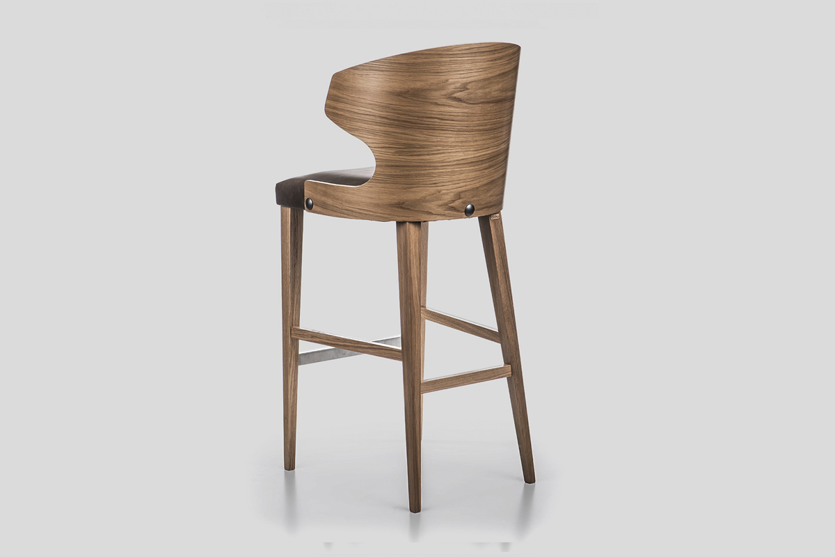 Drvena barska stolica modernog dizajna materijali po zelji YPSILON B WOOD Linea Milanovic Beograd