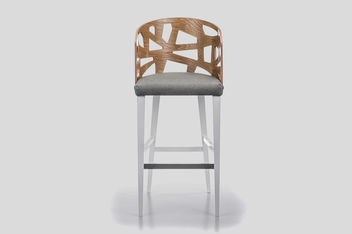 Drvena barska stolica sa tapaciranim sedistem modernog dizajna materijali po zelji Linea Milanovic Beograd
