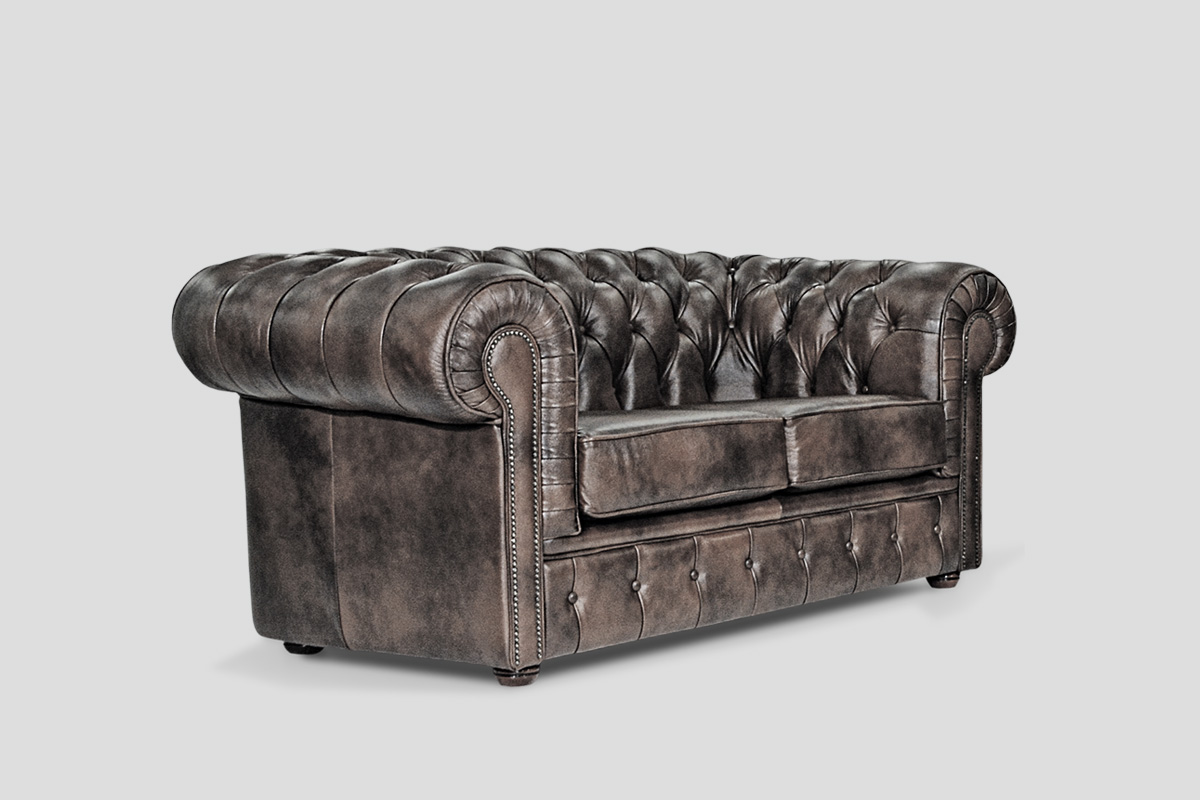 Luksuzna kozna sofa sa tapaciranim dugmicima CHester Linea Milanovic Beograd