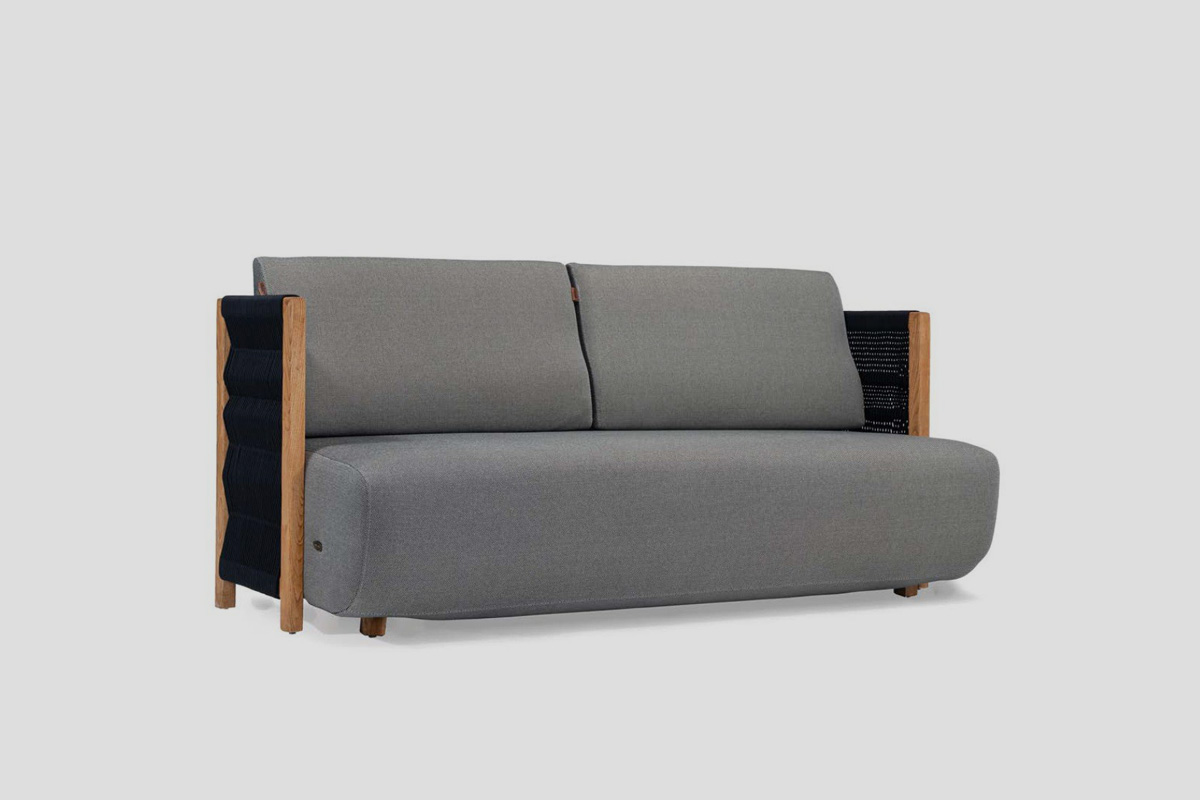 sofa-trosed-mindelo-tapacirani-outdoor-namestaj-drveni-detalji